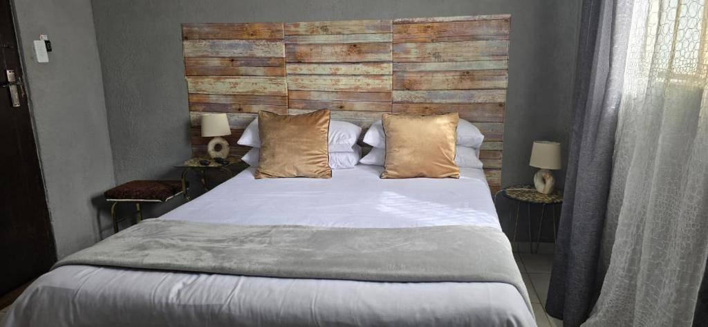 Guestroom detail
