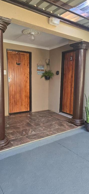 Guesthouse entrance detail